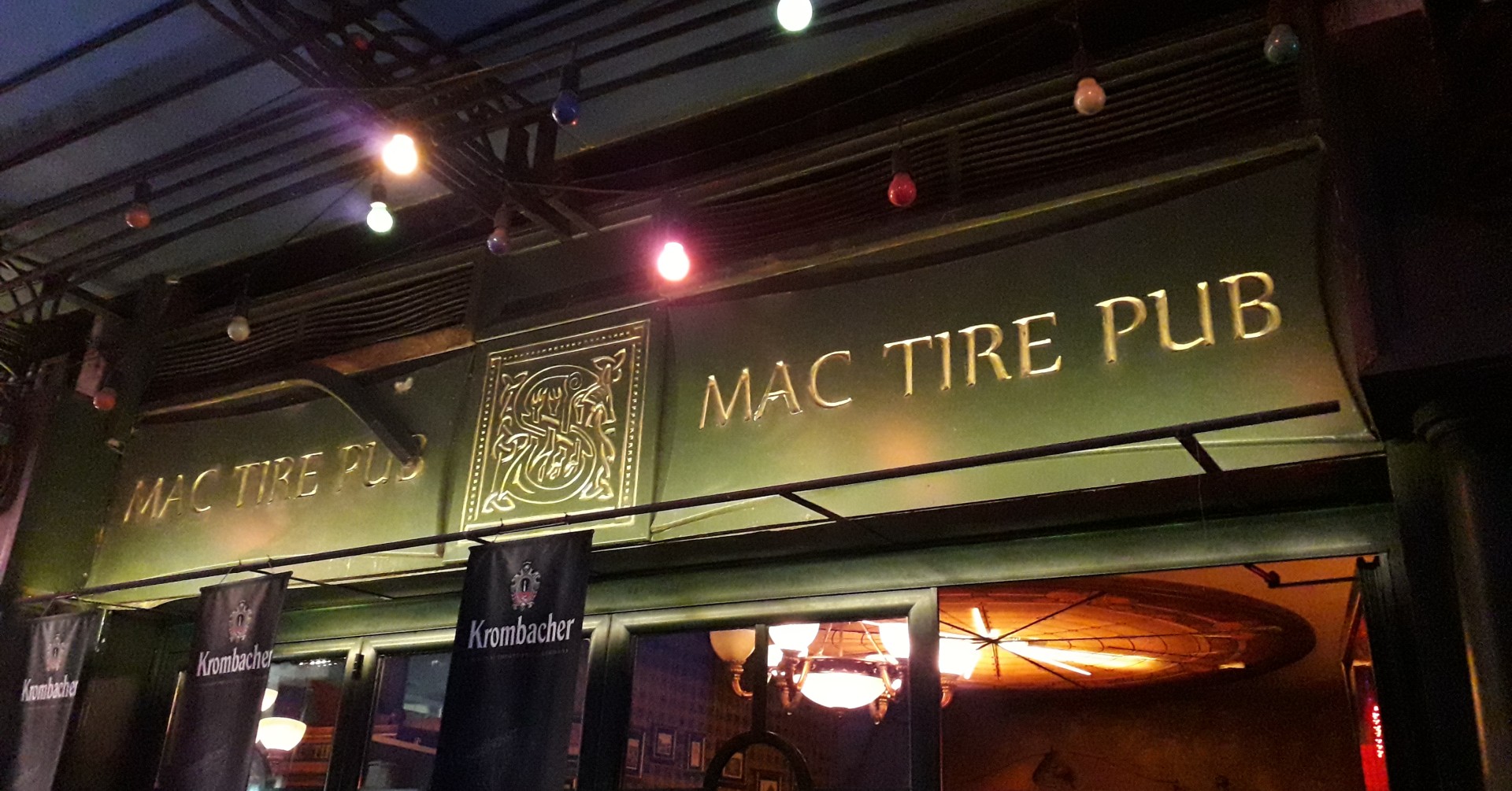 Mac Tire Pub